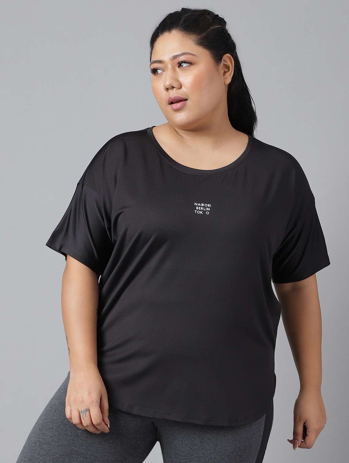 women black typographic round neck t-shirt - 21762524 -  Zoom Image - 0