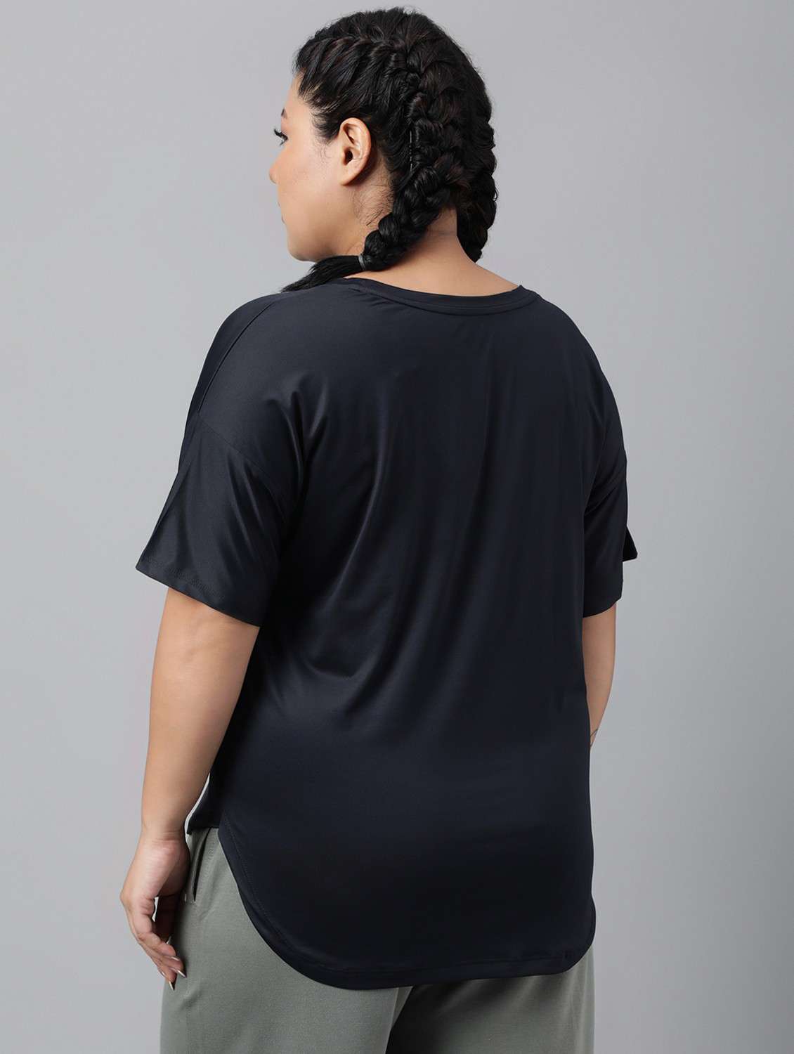 women black typographic round neck t-shirt - 21762529 -  Standard Image - 3