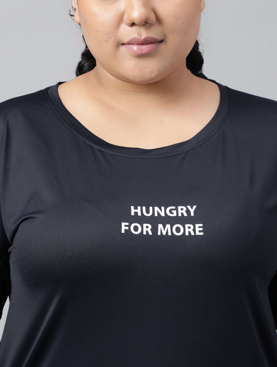 women black typographic round neck t-shirt - 21762529 -  Standard Image - 5