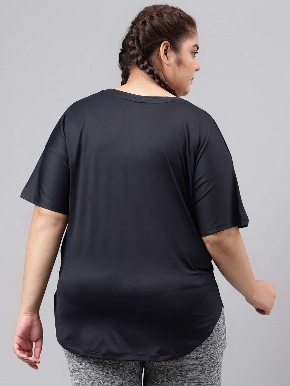 women black typographic round neck t-shirt - 21762537 -  Standard Image - 3