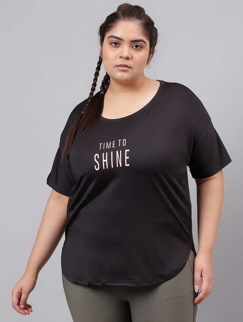 women black typographic round neck t-shirt - 21762546 -  Standard Image - 0