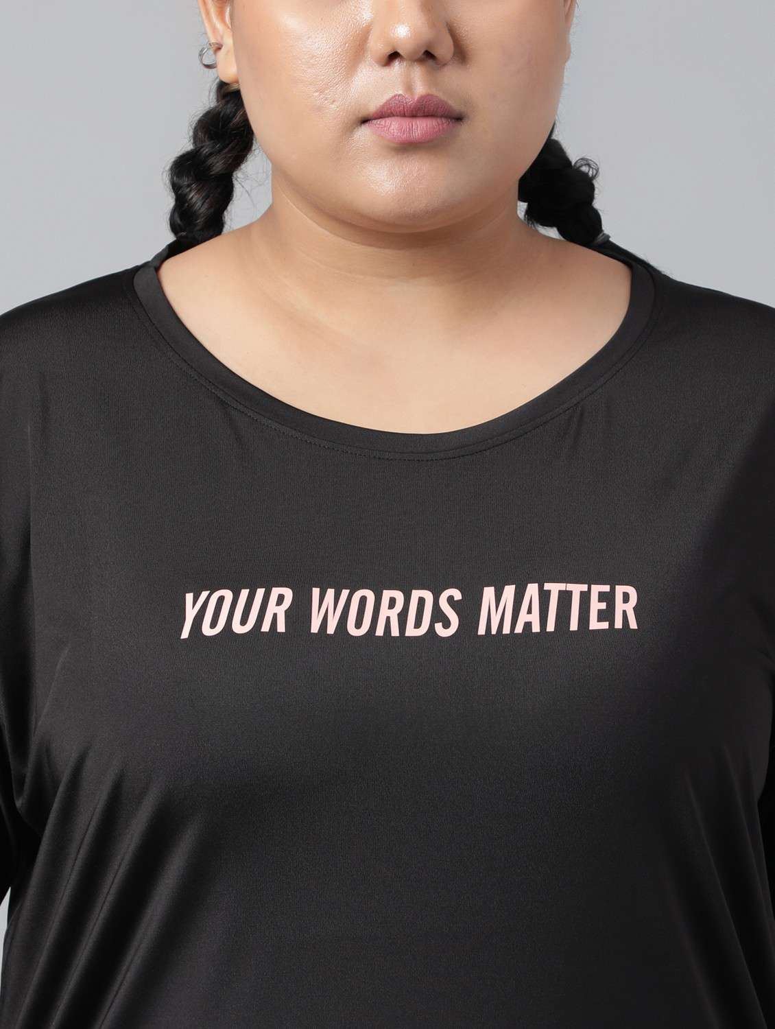women black typographic round neck t-shirt - 21762558 -  Standard Image - 5