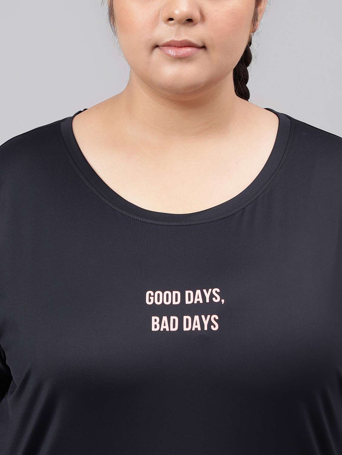 women black typographic round neck t-shirt - 21762563 -  Standard Image - 5