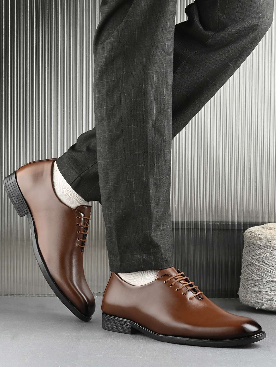 men tan slip on oxford - 21763324 -  Standard Image - 3