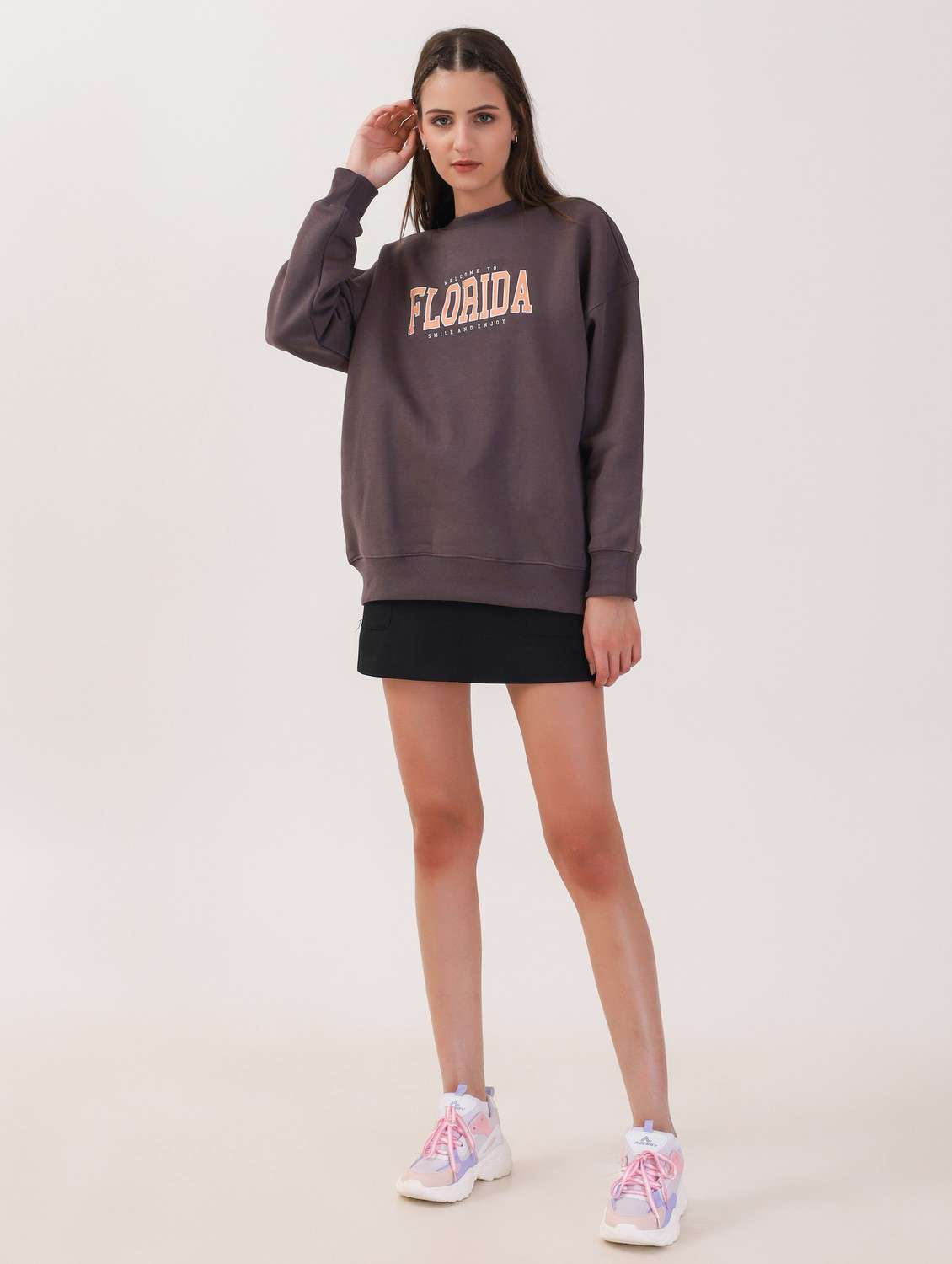 women printed long sleeves oversized sweatshirt - 21764121 -  Standard Image - 3