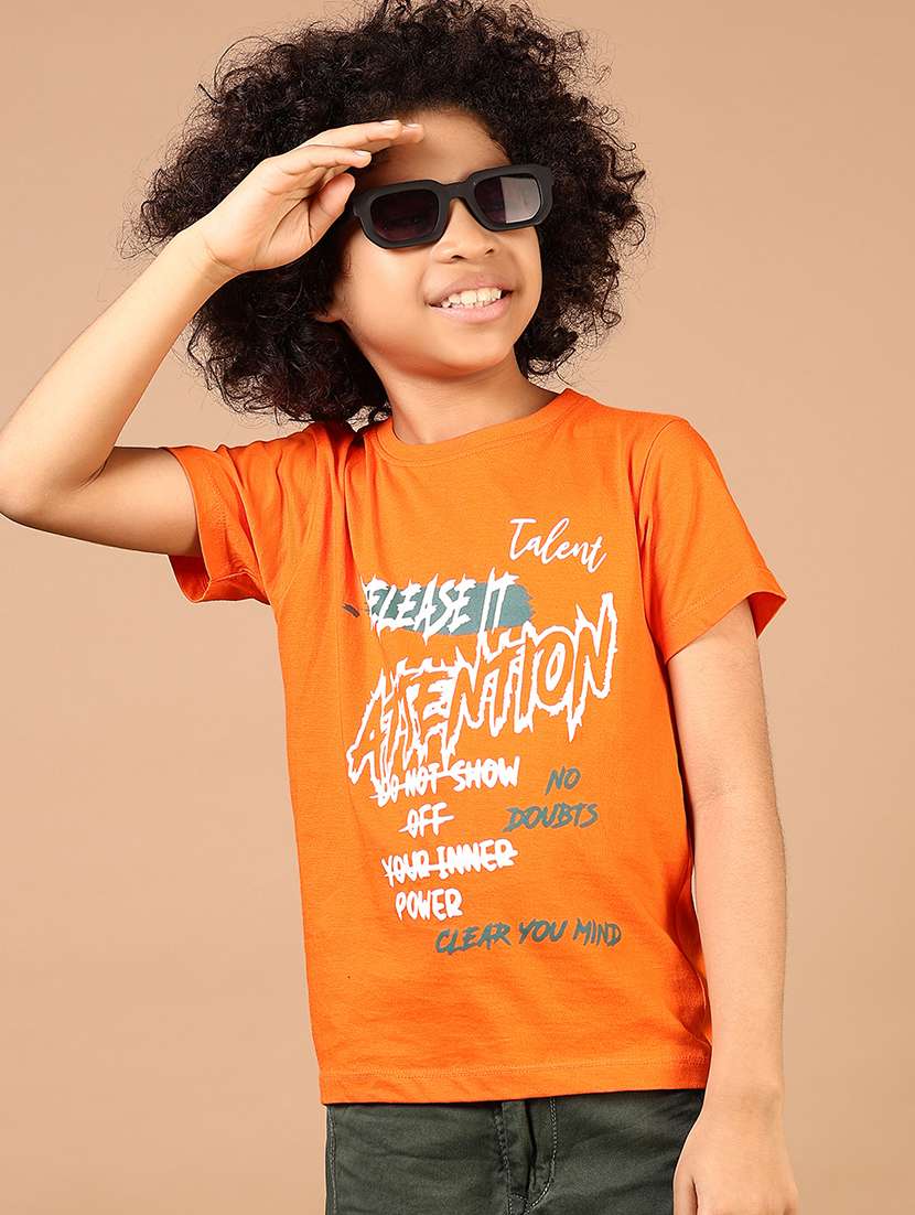 boys front print round neck t-shirt