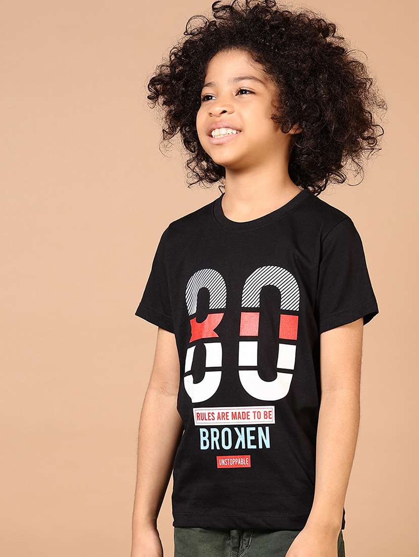 boys front print round neck t-shirt