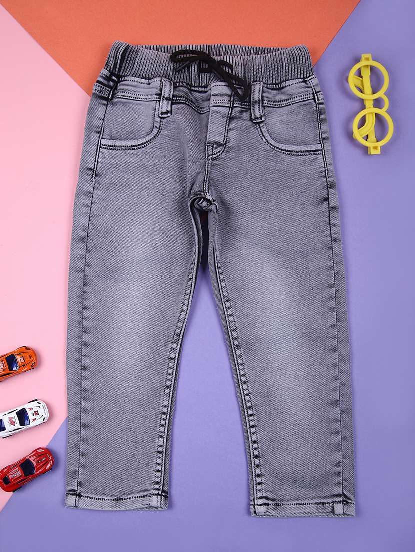 boys solid mid rise slim fit jean