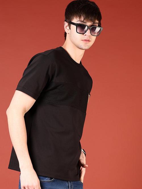men black short sleeve regular fit t-shirt - 21765601 -  Standard Image - 0