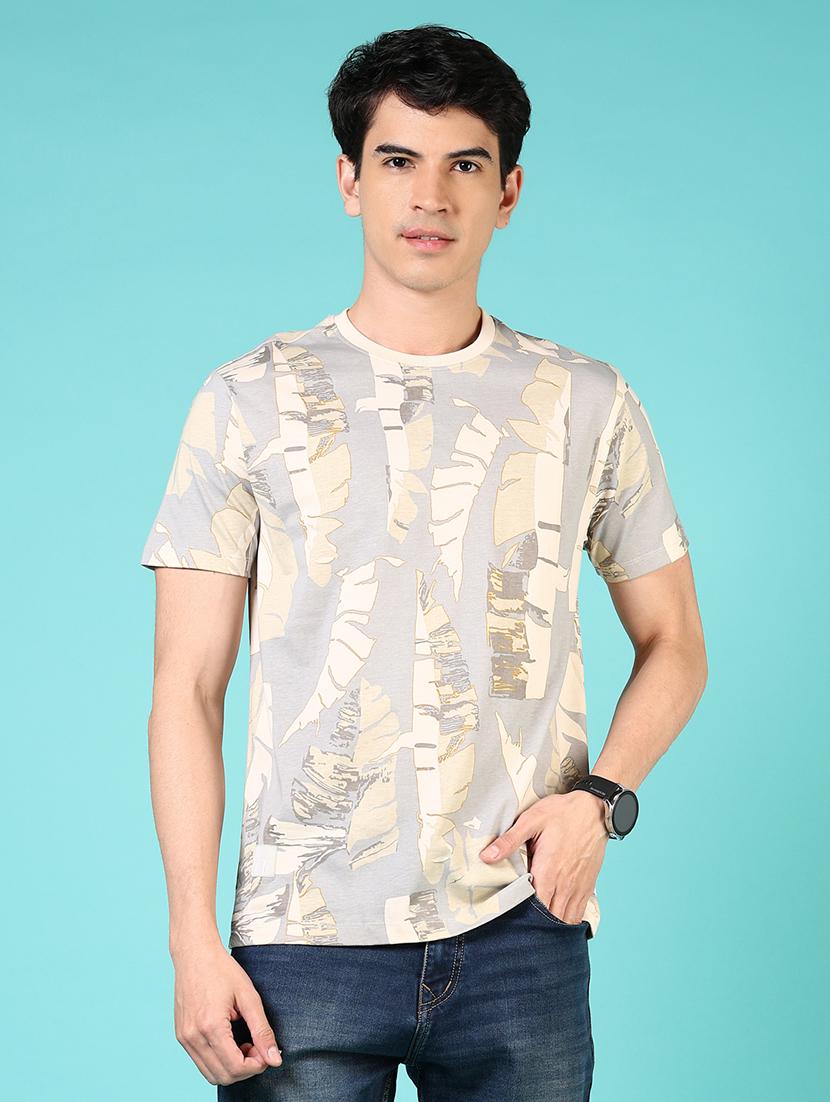 men round neck printed t-shirt - 21765648 - Zoom Image - 0