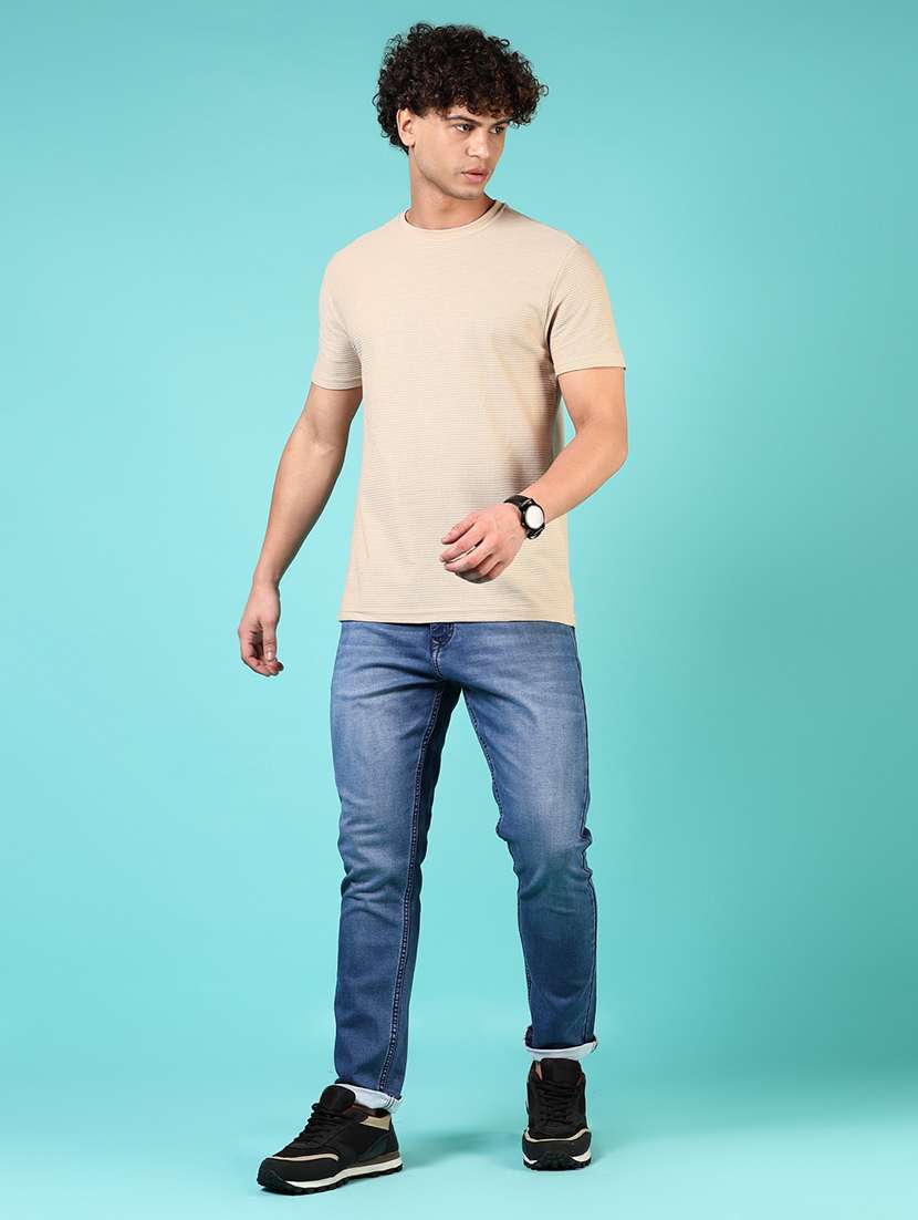 men short sleeves plain t-shirt - 21765654 -  Standard Image - 3