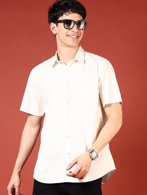 men printed short sleeve regular fit casual shirt - 21765949 - Standard Image - 0