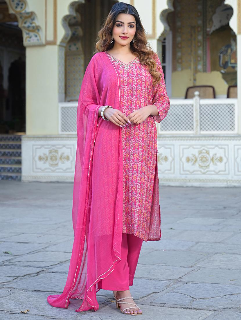 women three quarter sleeve kurta pant with dupatta set - 21766310 - Zoom Image - 0