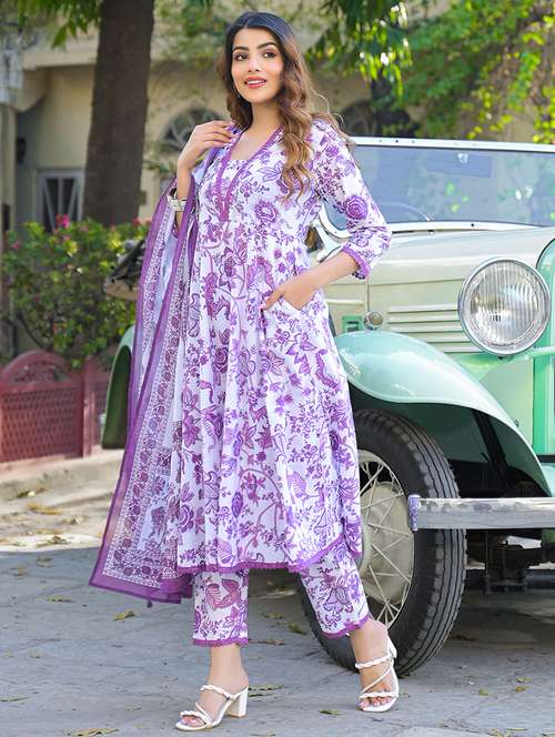 women three quarter sleeve kurta pant with dupatta set - 21766313 -  Standard Image - 0