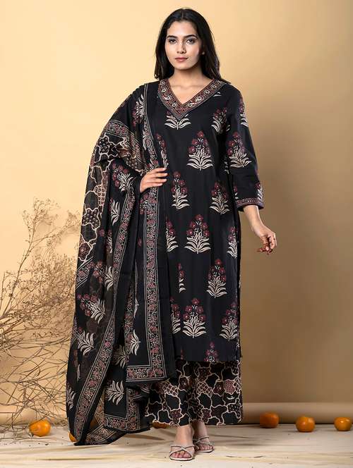 women three quarter sleeve kurta palazzo with dupatta set - 21766765 -  Standard Image - 0