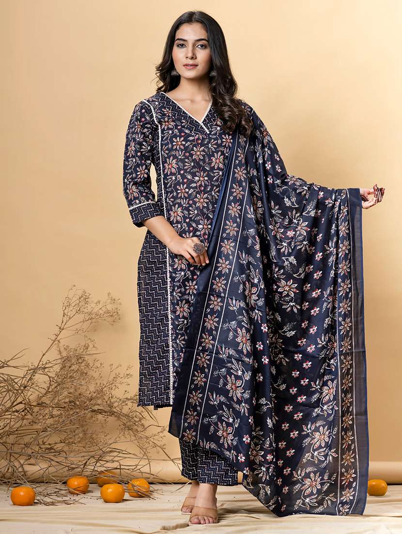 women three quarter sleeve kurta pant with dupatta set