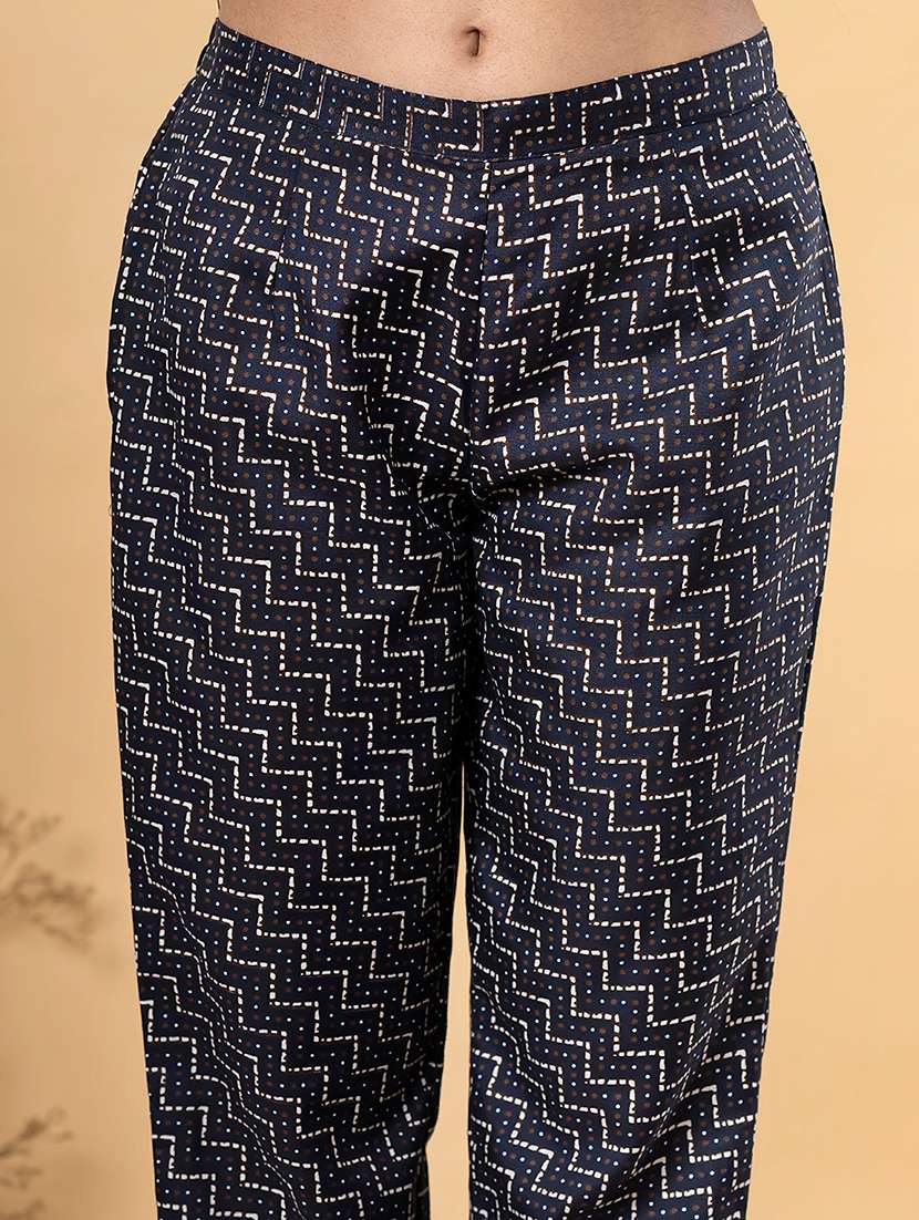 women three quarter sleeve kurta pant with dupatta set - 21766766 -  Standard Image - 5