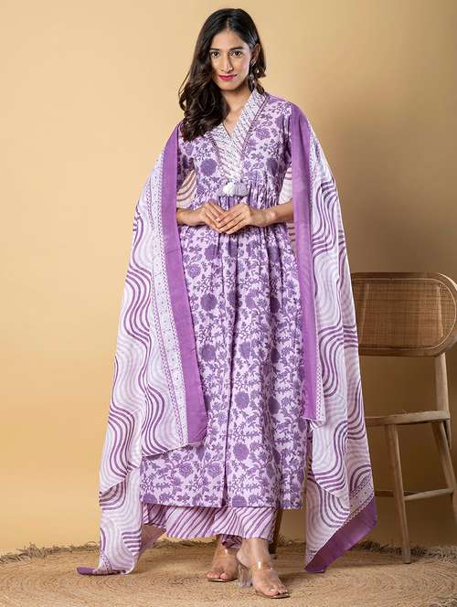 women three quarter sleeve kurta palazzo with dupatta set - 21766774 -  Standard Image - 0