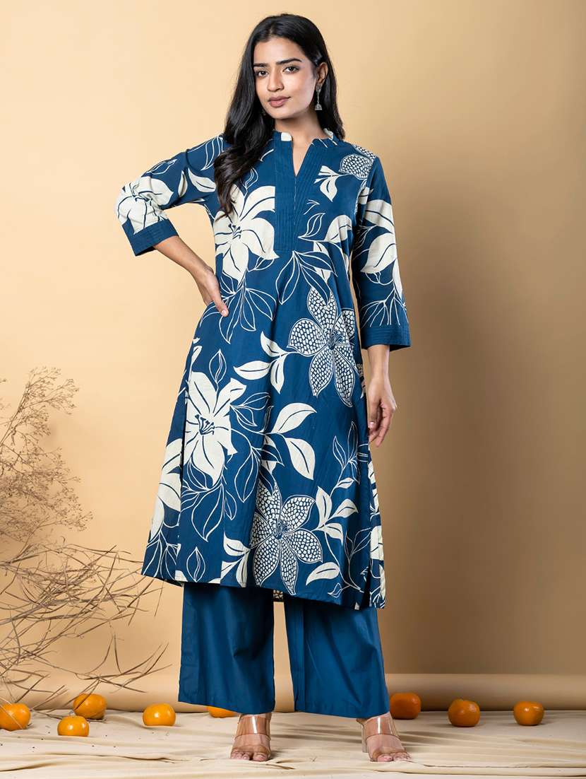 women three quarter sleeve kurta palazzo set - 21766779 - Zoom Image - 0