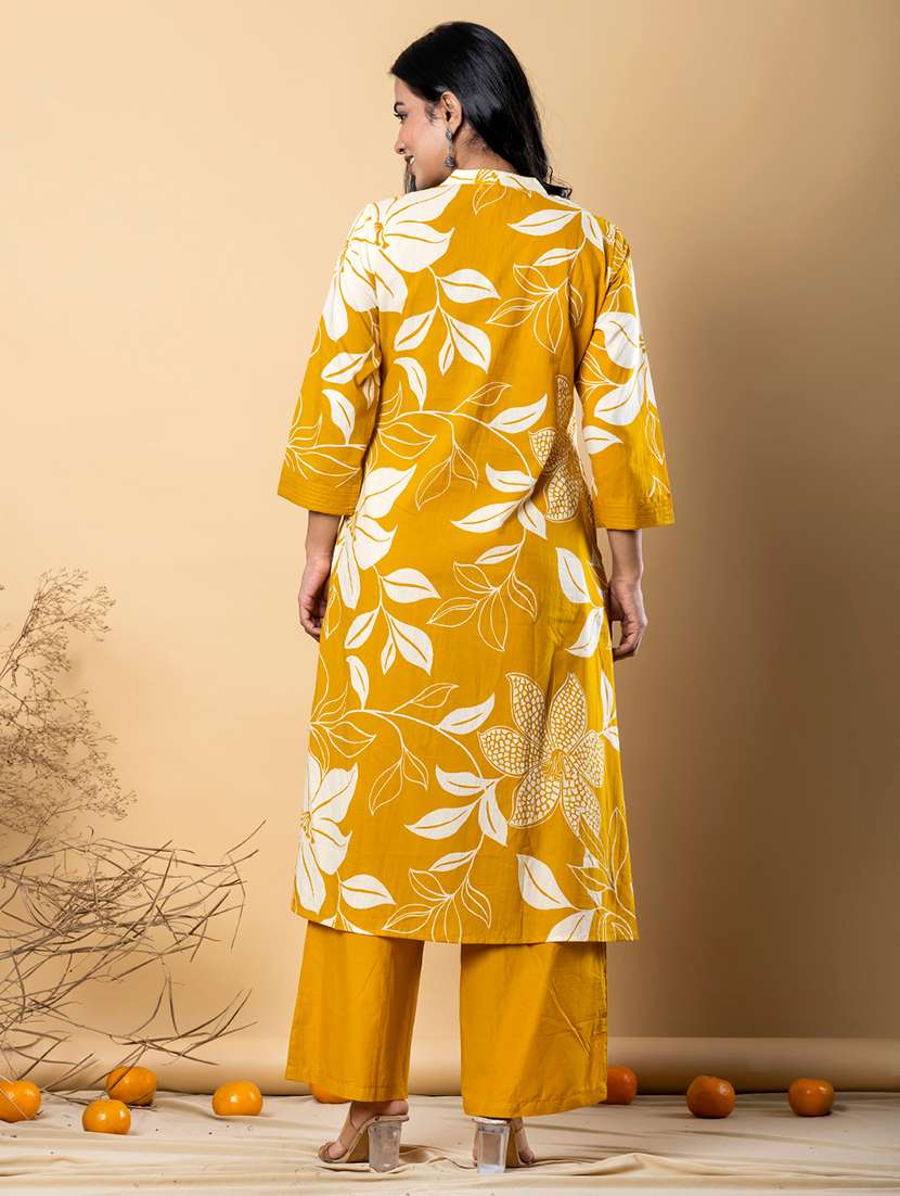 women three quarter sleeve kurta palazzo set - 21766786 -  Standard Image - 3