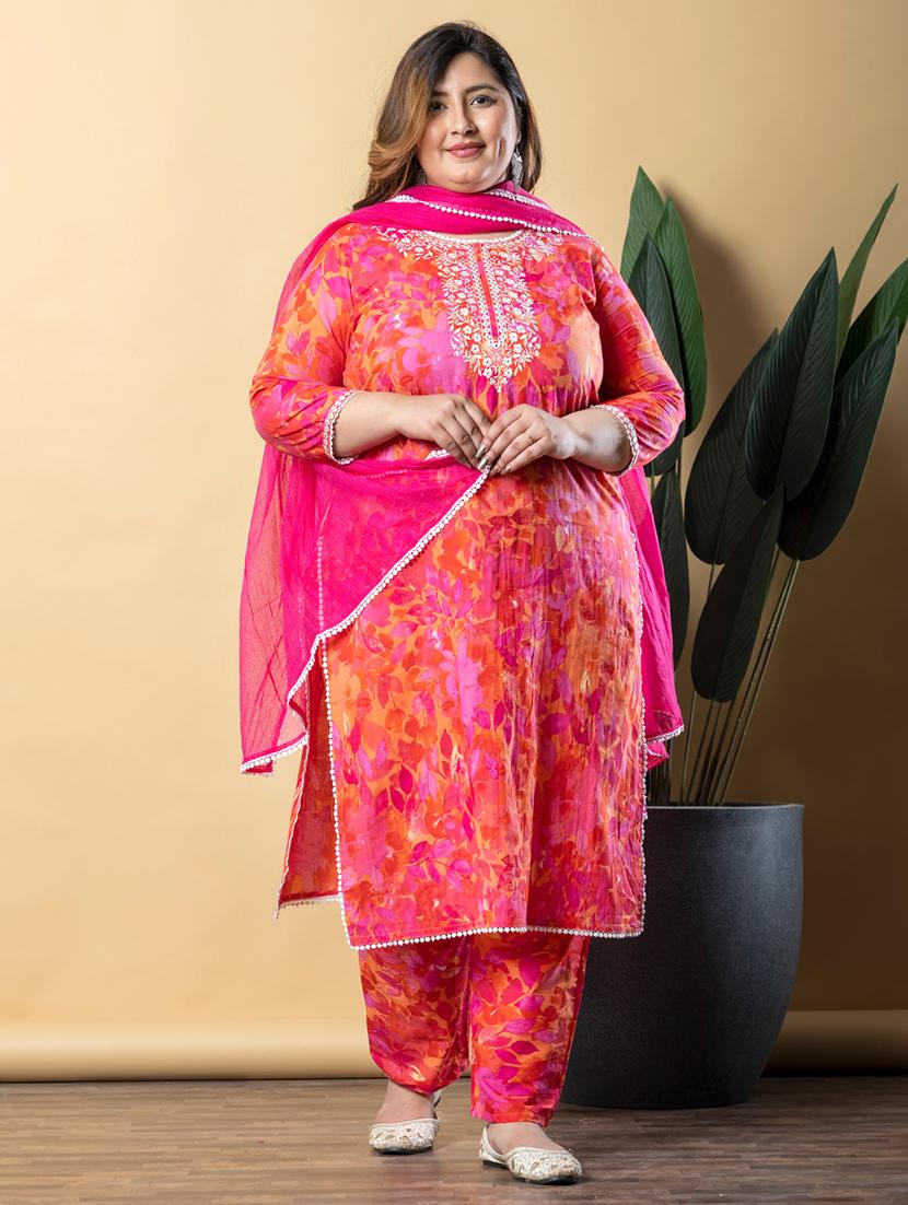 women three quarter sleeve kurta pant with dupatta set - 21766894 - Standard Image - 3