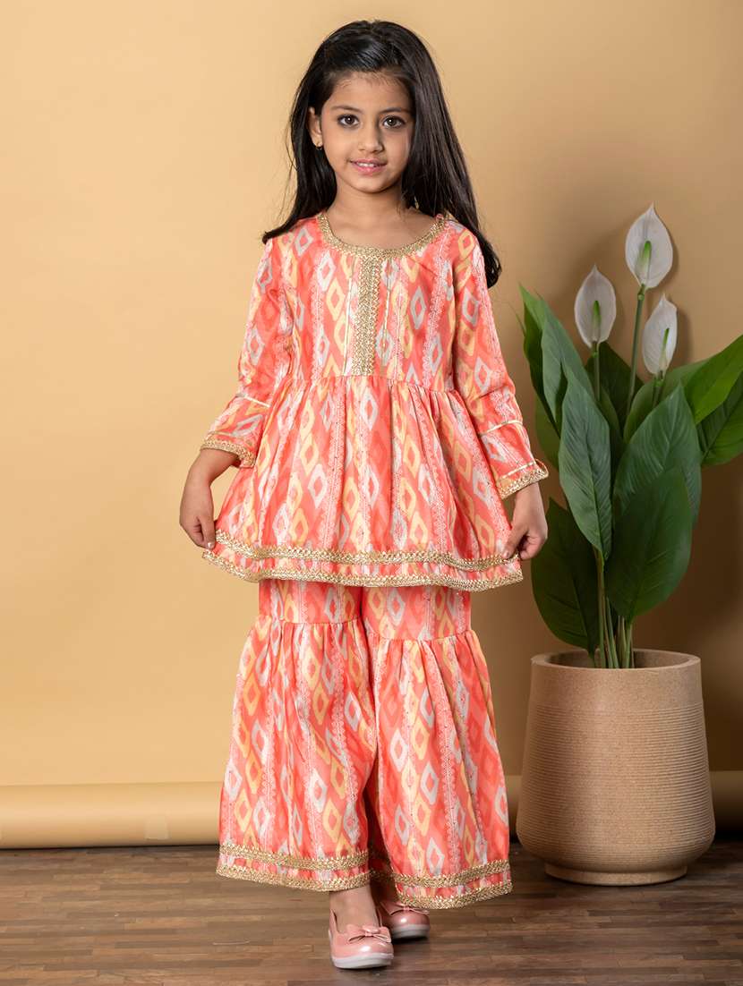 girls three quarter sleeve kurta sharara set