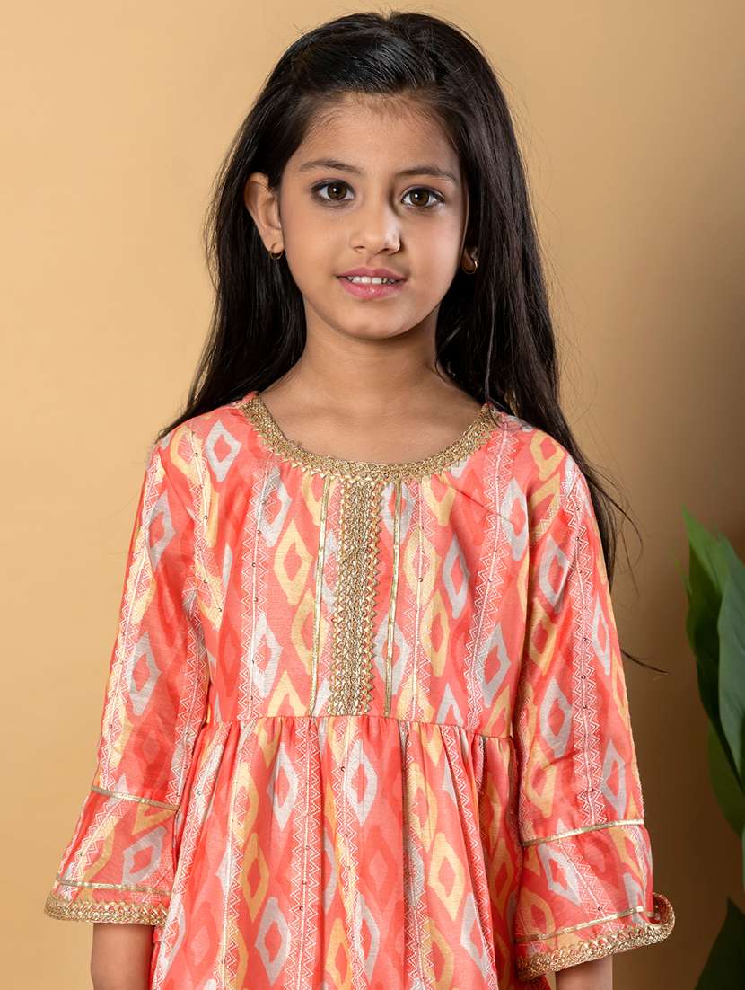 girls three quarter sleeve kurta sharara set - 21766987 - Standard Image - 3