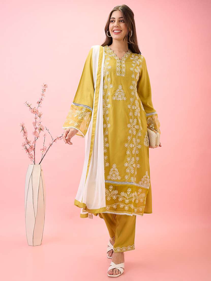 globus women green scalloped v-neck lace insert bell sleeves embroidered straight festive kurta & pants set - 21767492 -  Zoom Image - 0