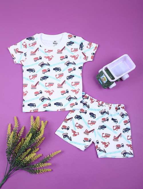 boys printed t-shirt and short set - 21767689 -  Standard Image - 0