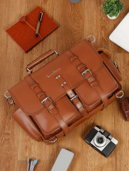 men leather zip closure laptop bag