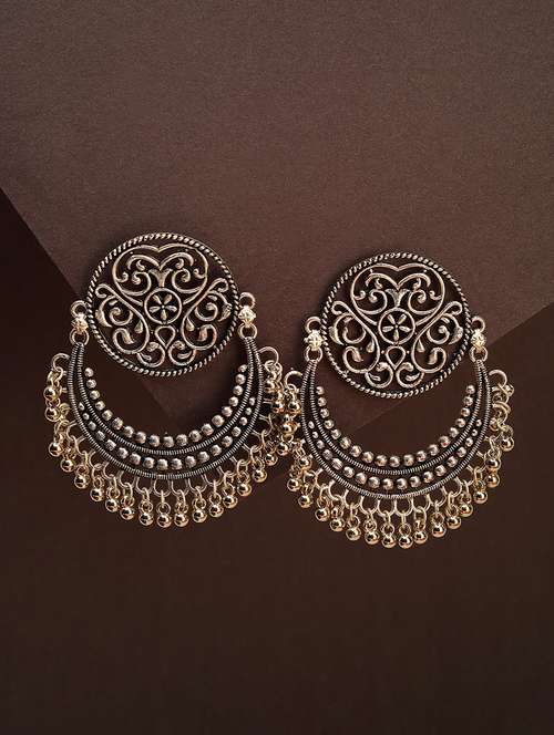 silver alloy chandellier earring - 21775348 -  Standard Image - 0