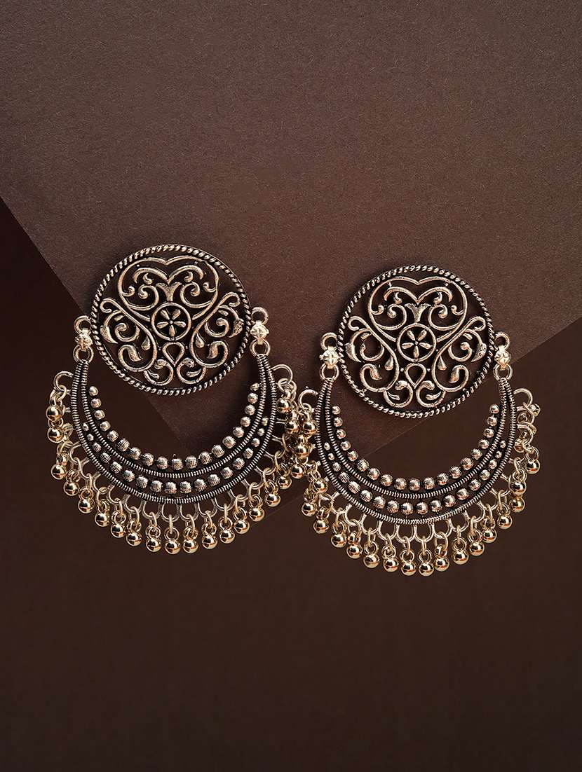 silver alloy chandellier earring