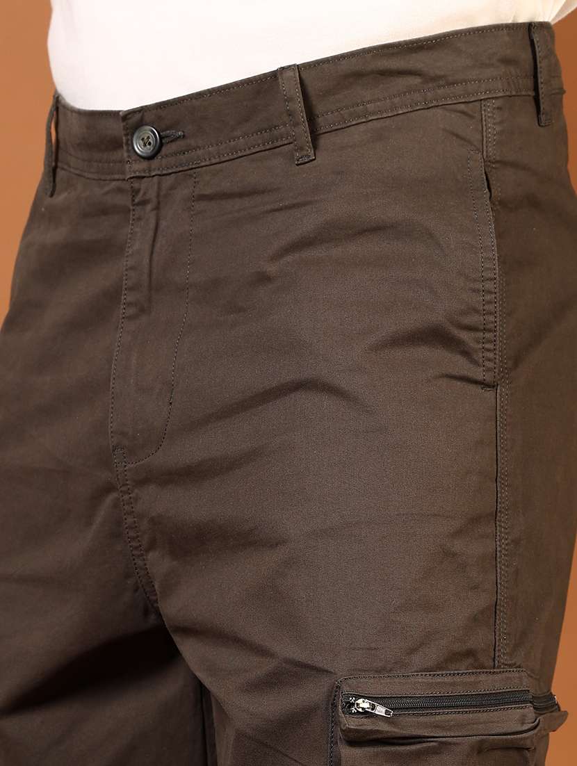 men olive solid high rise cargo - 21784544 -  Standard Image - 5