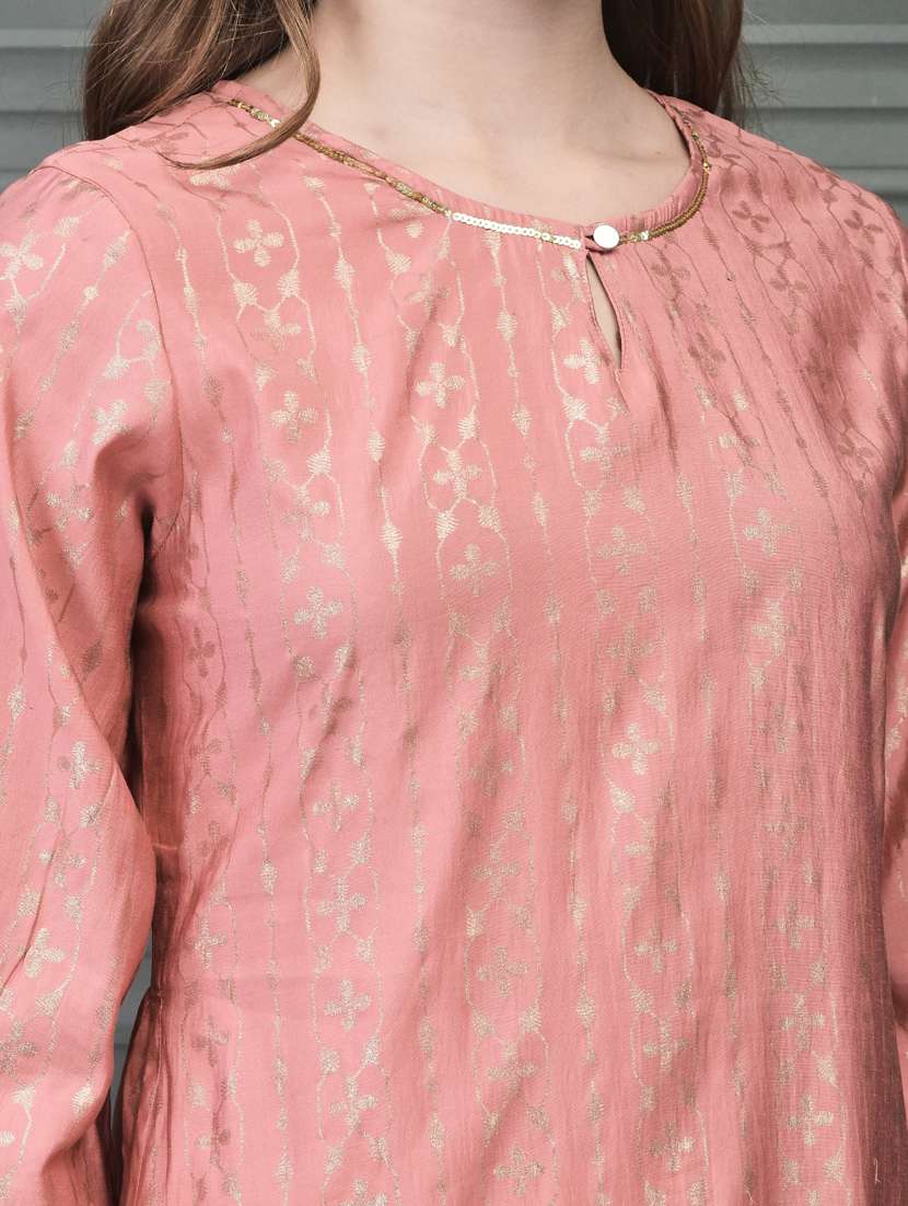 women three quarter sleeve straight kurta - 21785457 - Standard Image - 5