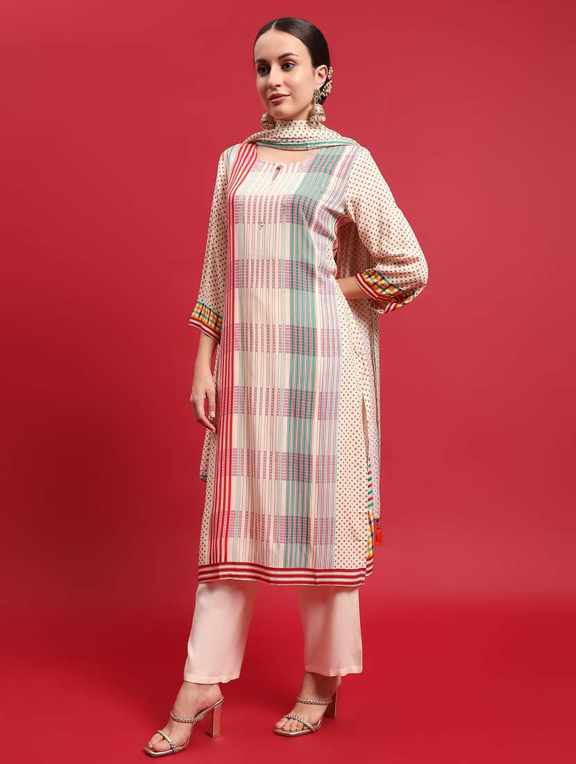 women three quarter sleeve kurta pant with dupatta set - 21785505 - Standard Image - 3