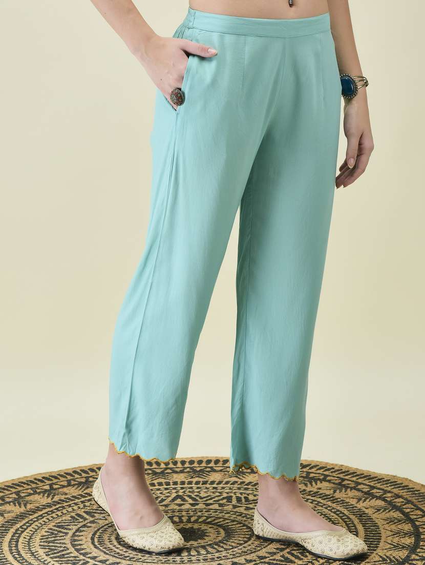 women three quarter sleeve kurta pant with dupatta set - 21785517 -  Standard Image - 5