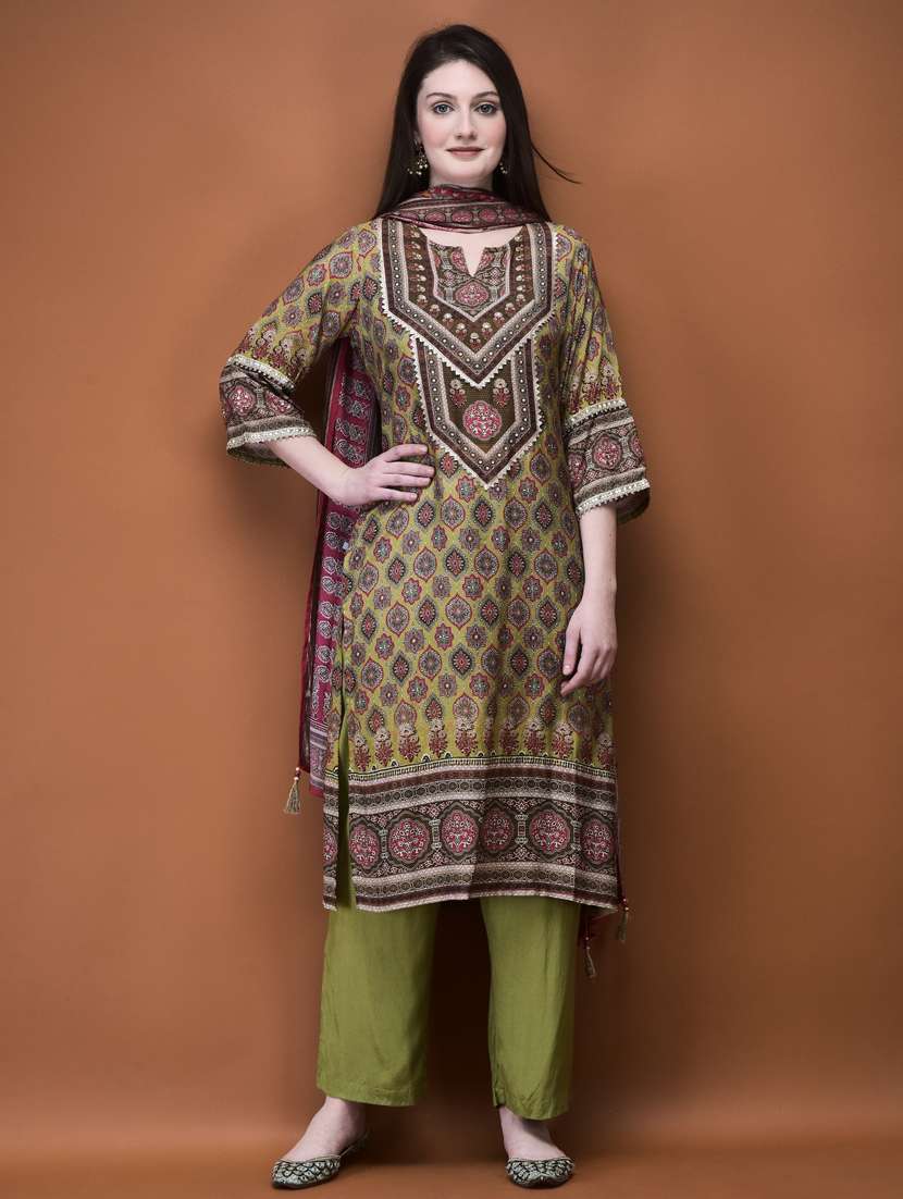 women three quarter sleeve kurta pant with dupatta set