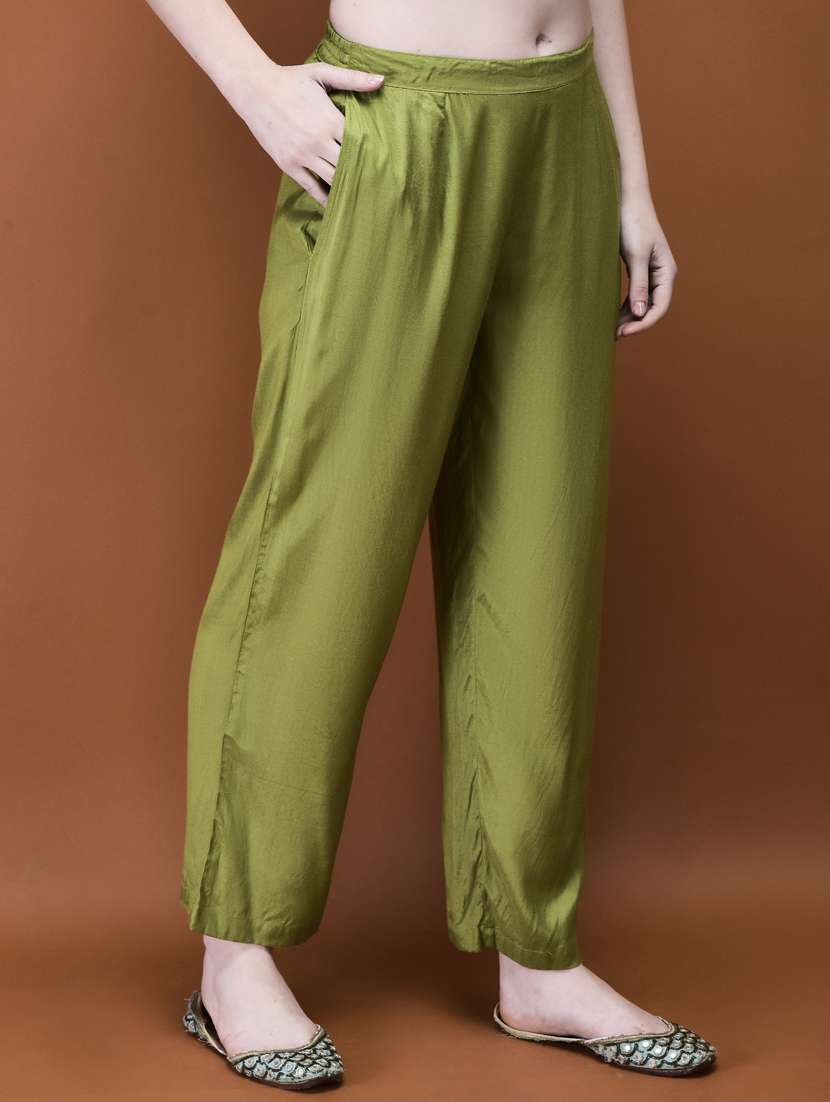 women three quarter sleeve kurta pant with dupatta set - 21785526 - Standard Image - 5
