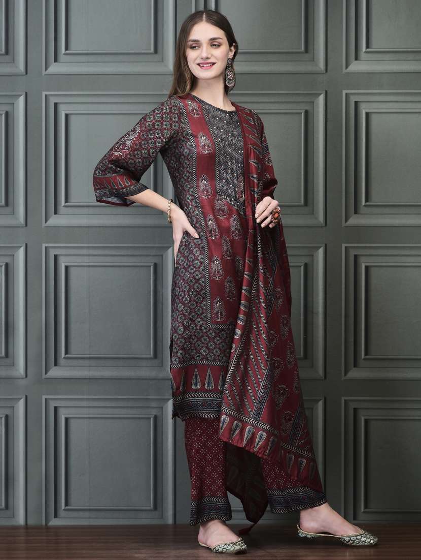 women three quarter sleeve kurta pant with dupatta set - 21785534 -  Standard Image - 3