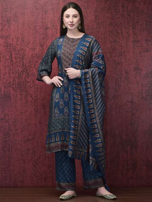 women three quarter sleeve kurta pant with dupatta set - 21785535 -  Standard Image - 0