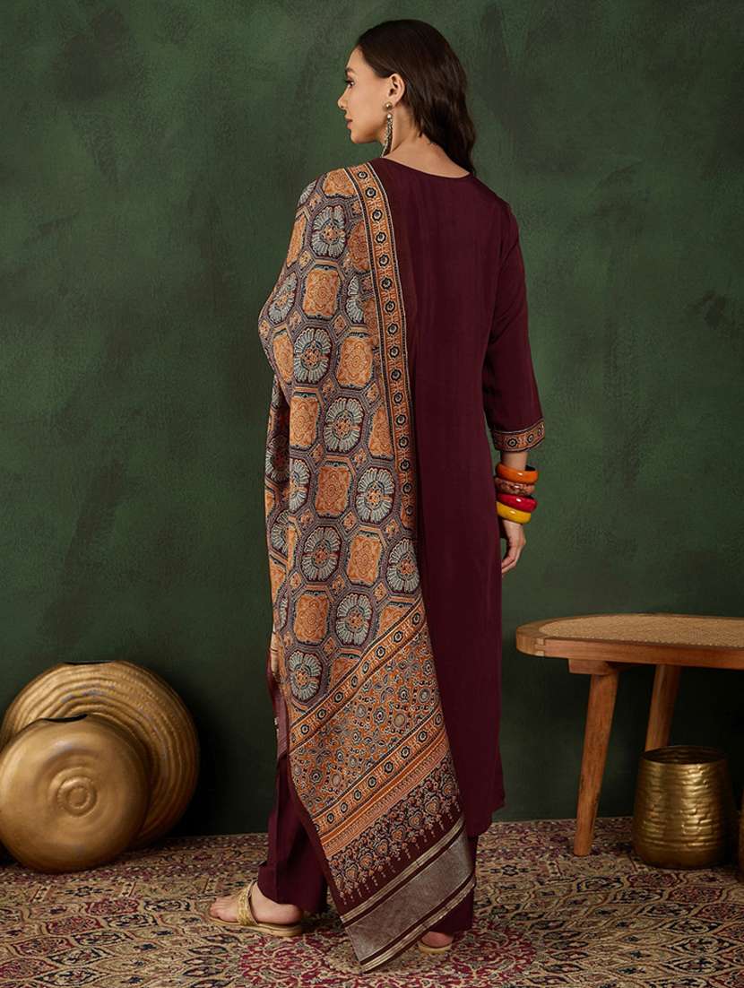 Women Three Quarter Sleeve Kurta Pant With Dupatta Set
