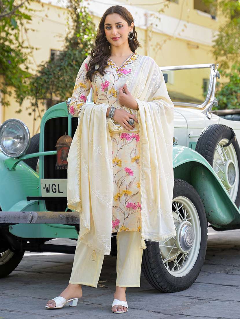 women three quarter sleeve kurta pant with dupatta set