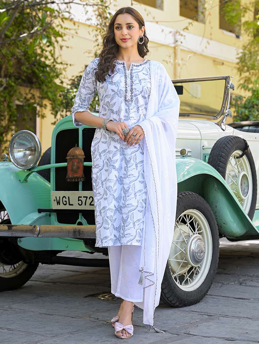 women three quarter sleeve kurta pant with dupatta set