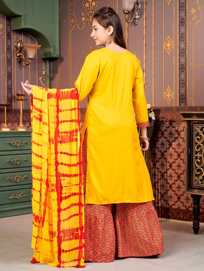 girls printed kurta and sharara with dupatta - 21786451 - Standard Image - 3