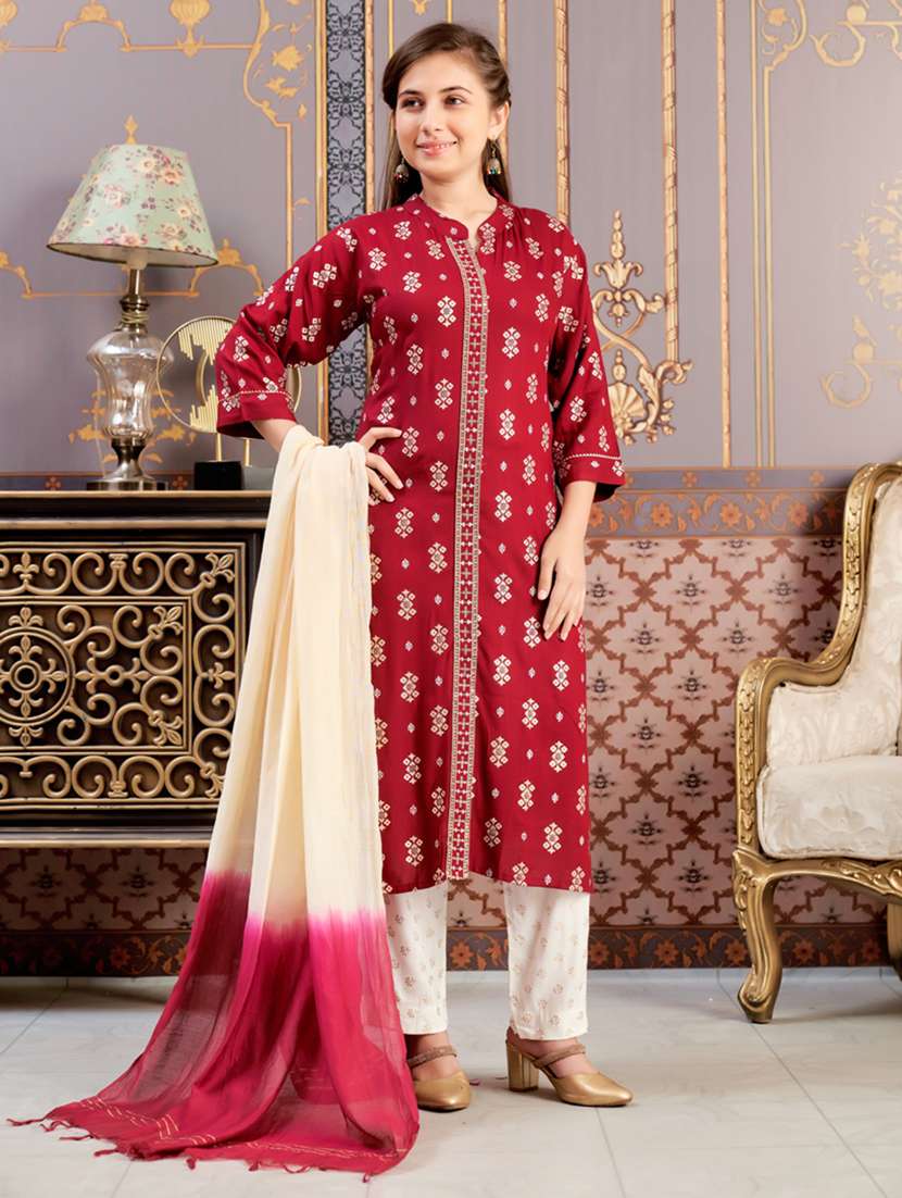 girls printed kurta and pant with dupatta