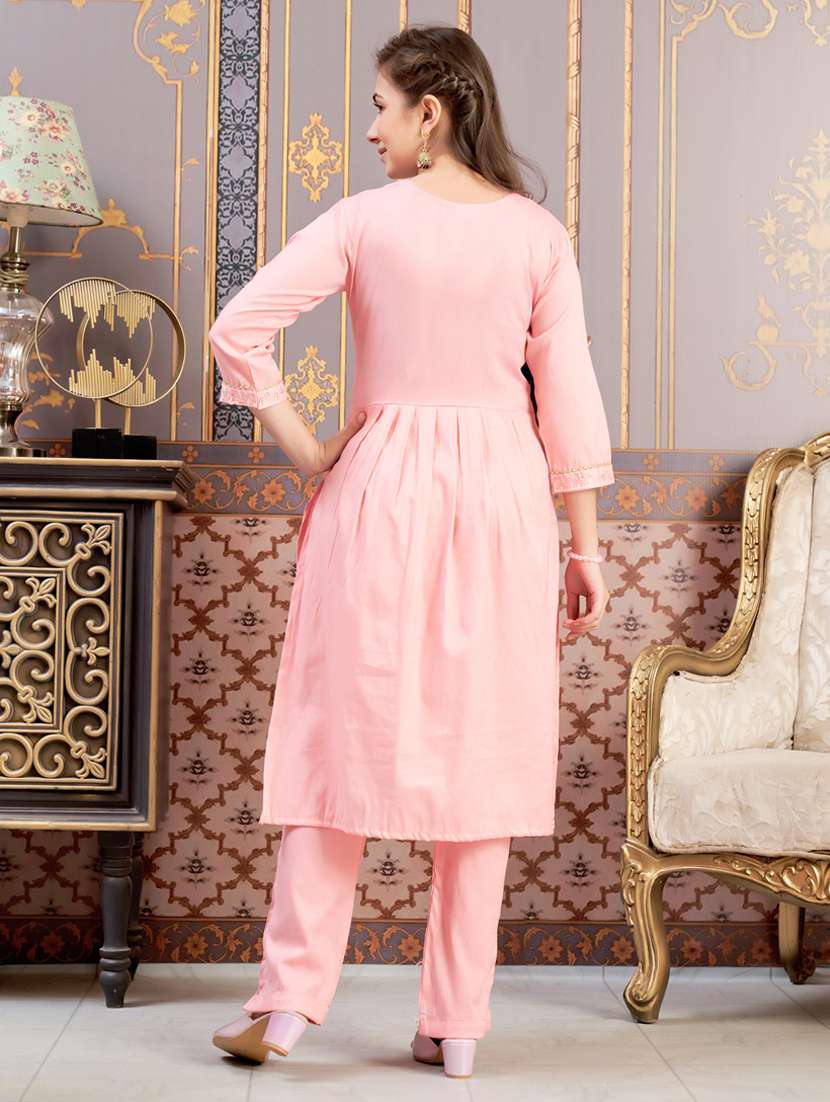 girls embroidered kurta and pant set - 21786521 - Standard Image - 3