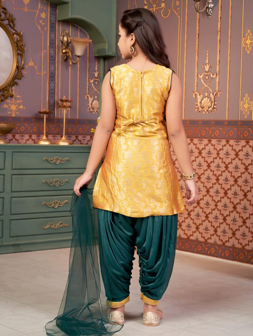 girls self designed kurta and salwar with dupatta - 21786534 - Standard Image - 3