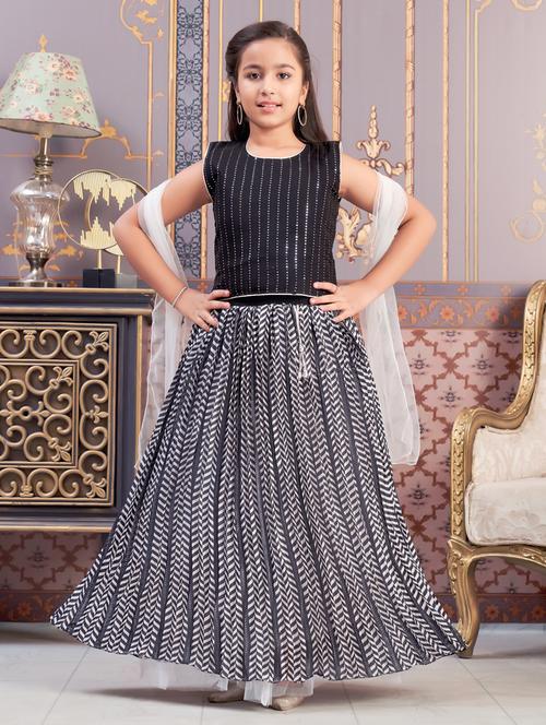 girls printed sleeveless lehenga choli set - 21786561 -  Standard Image - 0