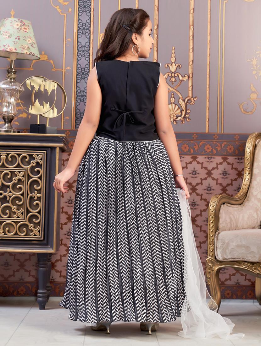 girls printed sleeveless lehenga choli set - 21786561 - Standard Image - 3