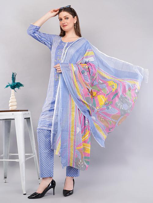 women three quarter sleeve kurta pant with dupatta set - 21786758 - Standard Image - 0